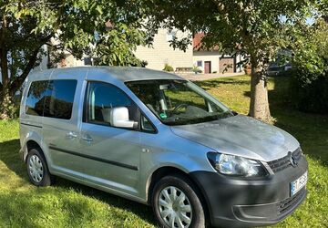 VW Caddy 176.340 km 5.400 &euro; Stammbach 95236