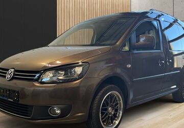 VW Caddy 181.000 km 13.990 &euro; Trieb 08239