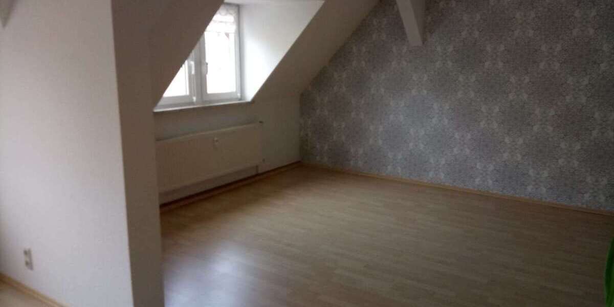 Etagenwohnung Weischlitz - 3 Zimmer, 75 m&sup2;, 395&euro; | Angebot:27244847