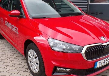 Skoda Fabia 5.000 km 17.870 &euro; Bad Elster 08645