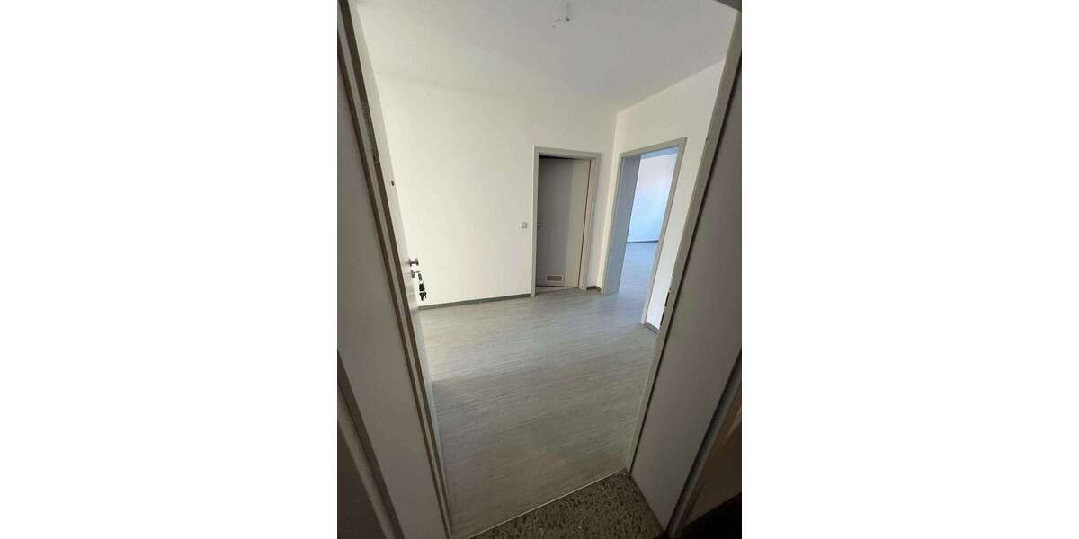 Etagenwohnung Naila - 2 Zimmer, 64 m&sup2;, 390&euro; | Angebot:23218160
