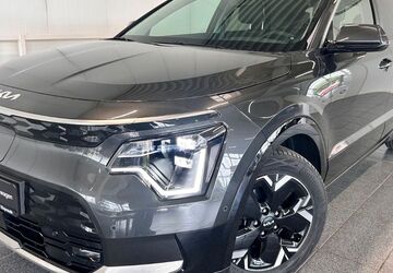 Kia Niro 14.300 km 33.450 &euro; Münchberg 95213