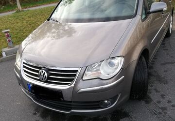 VW Touran 257.000 km 1.800 &euro; Schwarzenbach am Wald 95131