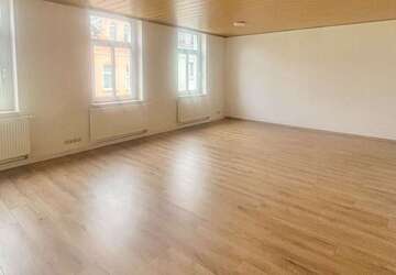 Wohnung Oelsnitz/Vogtl. Vogtl. - 2 Zimmer, 82 m&sup2;, 576&euro; | Angebot:26730029