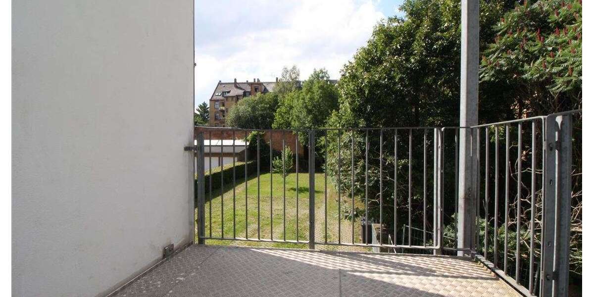 Etagenwohnung Plauen Hammertorvorstadt - 1 Zimmer, 40 m&sup2;, 220&euro; | Angebot:27087239