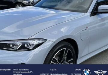 BMW 330 8.549 km 48.490 &euro; Hof 95032