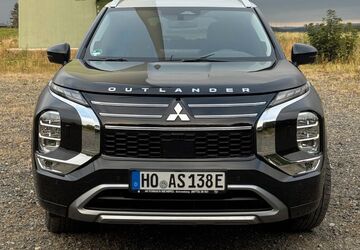 Mitsubishi Outlander 31.000 km 44.500 &euro; Döhlau 95182