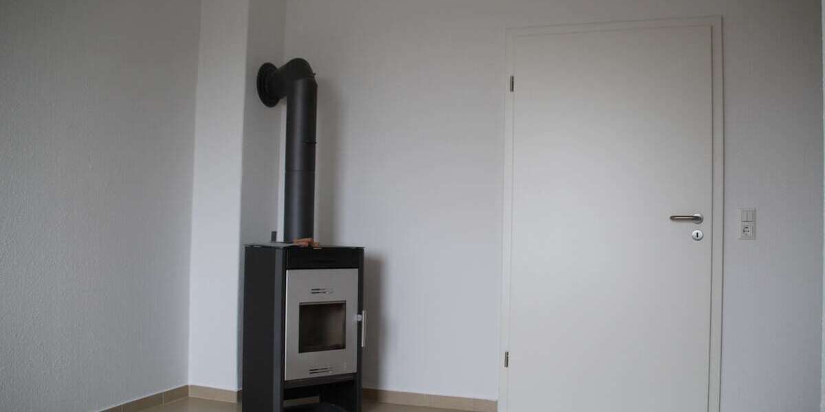 Etagenwohnung Plauen Reißiger Vorstadt - 2 Zimmer, 82 m&sup2;, 315&euro; | Angebot:27212223