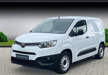 Toyota Proace City (Verso) 17.000 km 21.990 &euro; Plauen 08525