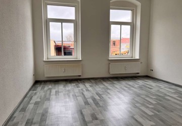 Wohnung Plauen Haselbrunn - 1 Zimmer, 38 m&sup2;, 200&euro; | Angebot:27196932