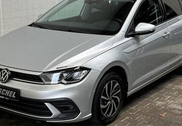 VW Polo 23.500 km 16.744 &euro; Roeslau 95195