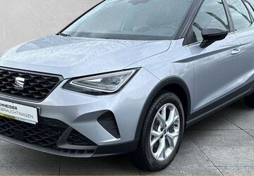 Seat Arona 13.976 km 16.990 &euro; Hof 95030