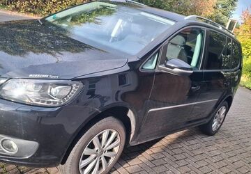 VW Touran 189.680 km 7.700 &euro; Höchstädt im Fichtelgebirge 95186
